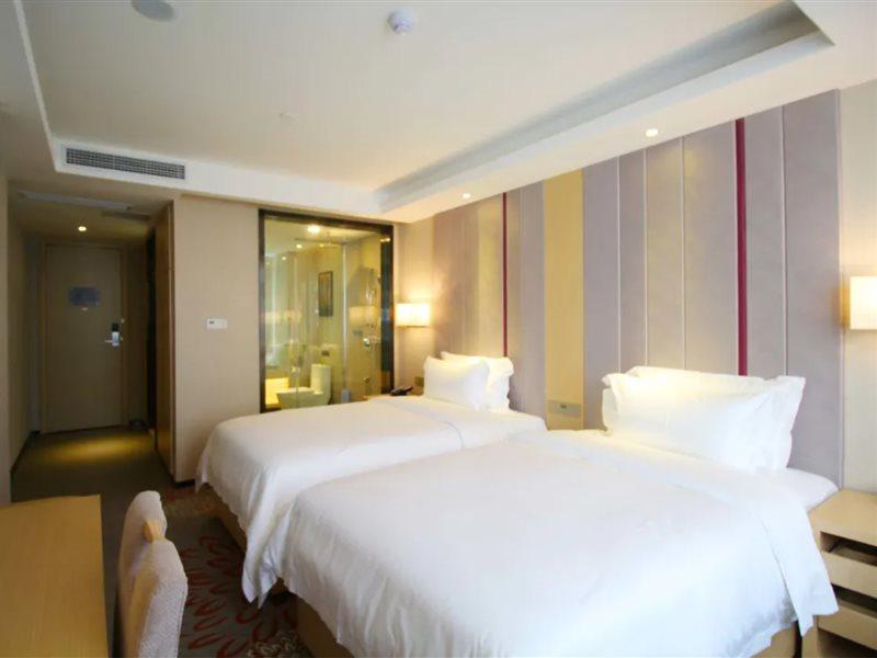 Lavande Hotel Jiujiang Xunyang Road Walking Street Bagian luar foto