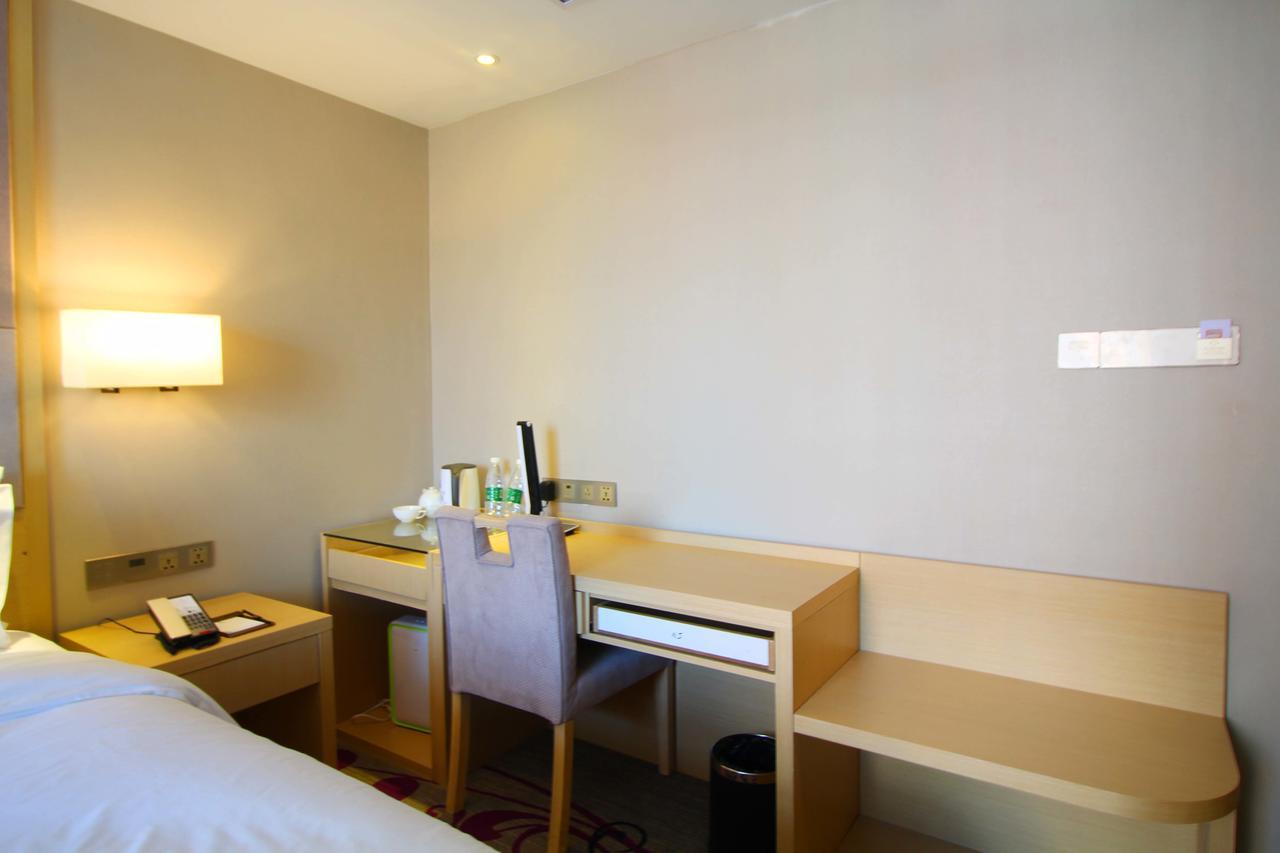 Lavande Hotel Jiujiang Xunyang Road Walking Street Bagian luar foto